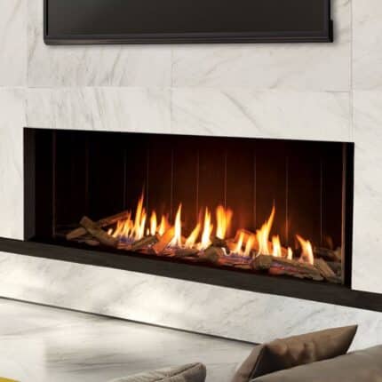 The U70 Tall Linear Urbana Gas Fireplace